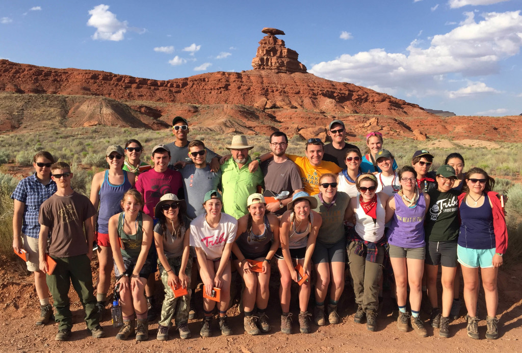 The 2016 W&M Geology 310 class strikes a pose in front of Mexican Hat in southeastern Utah.