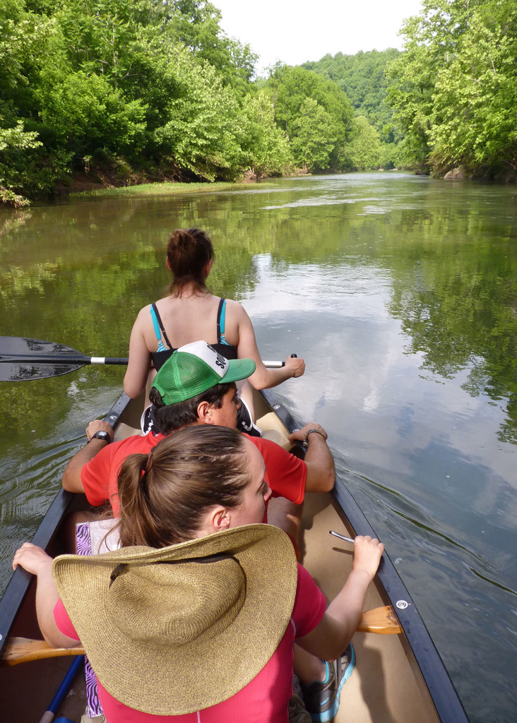 2014- Research trip on the Rockfish River with the Buckmarlson Banshees. From the bow sternward the Banshees include Anna Spears (’15), Patrick Frier (’14), and Ciara Mills (’15).